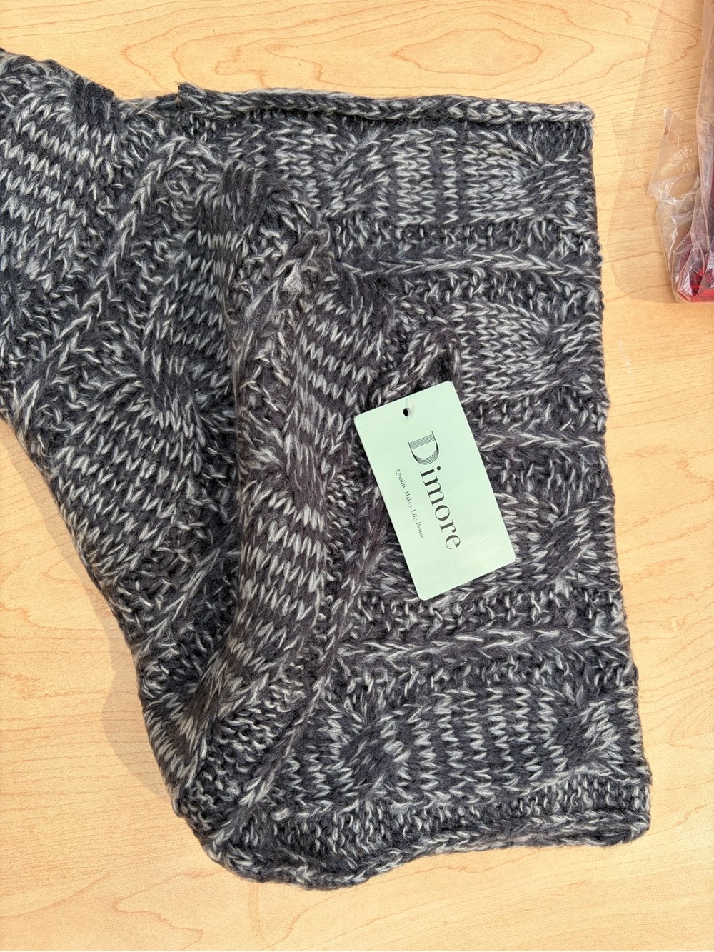 Unisex Large warm knitted long winter scarf Gray - Picture 3 of 15